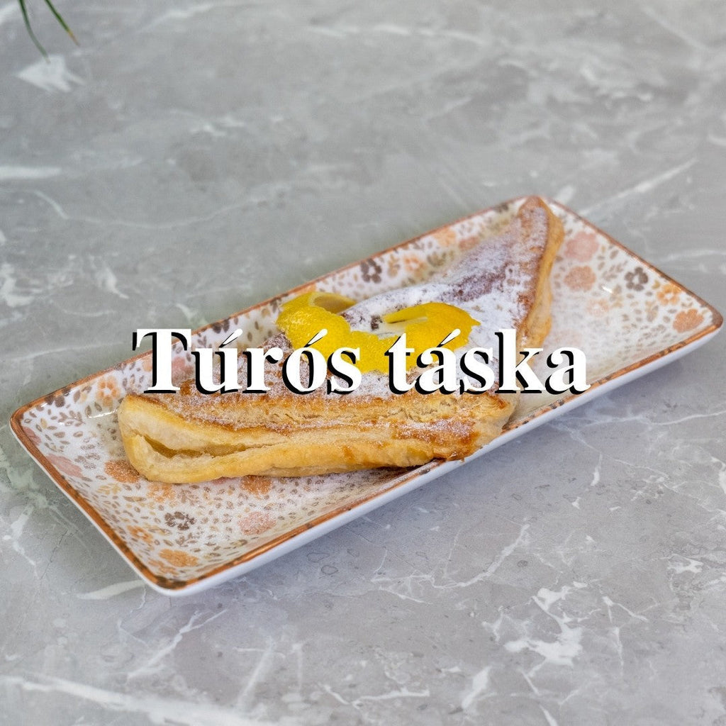 TÚRÓS TÁSKA